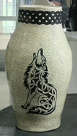 Wolf Vase